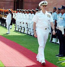 Admiral William J Fallon, Commander, US Pacific Command, United States navy, inspects the guard of honour in New Delhi on Wednesday.