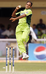 Rana Naved-ul-Hasan bowls during the fifth one-day international between India and Pakistan in Kanpur on Friday