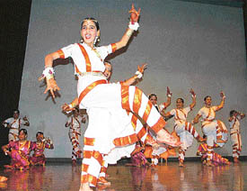 KVM students present Saraswati vandana at the prize distribution function of the school in Ludhiana on Thursday