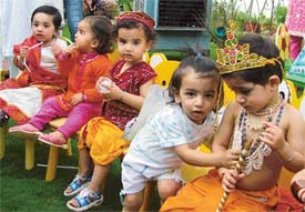Tiny tots of Sunshine Rabbit Pre-School participate in a fancy dress competition in Ludhiana