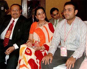 Pravin Tayal, Chairman, the Bank of Rajasthan, Pratibha Advani, MD, Swayam Infotainment and Virender Sehwag, honoured with the Bharat Shiromani Award 2004 at a function organised in the Capital