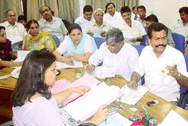 Budget session of Municipal Council in progress at Panchkula on Monday.