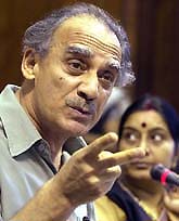 Former Commerce and Industry Minister Arun Shourie addresses mediapersons at Parliament House in New Delhi on Thursday