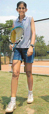 Sampada Kanade (16) towers over her rivals not only physically, but also in the game. Indias tallest player 61 from Maharashtra won the under-18 AITA Super series Tennis tourney at CLTA, Chandigarh.