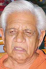 Dr Kashmiri Lal Zakir