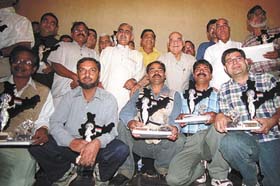 BJP leader Madan Lal Khurana with journalists who were awarded for their excellent works at the Russian Centre in the Capital