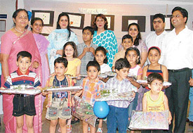 Students of Sparkle Nursery School who praticipated in a painting competition in Ludhiana on Sunday