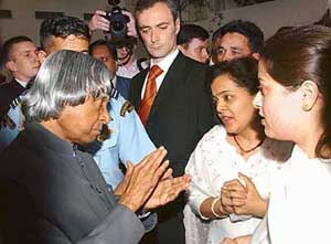 President A.P.J. Abdul Kalam interacts with the Indian community at a reception hosted in his honour in Moscow on Sunday evening.