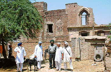 A ruined building in Neshta villlage, near which was the house of Bawa Balwant