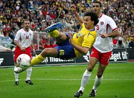 Swedens Zlatan Ibrahimovic executes a bicycle kick 