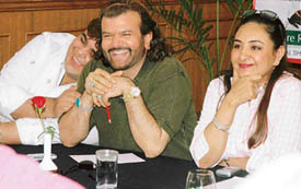 Sachin Ahuja, Hans Raj Hans and Jaspinder Narula, jury members of "Awaaz Punjab Di", address a press conference in Ludhiana on Friday. 