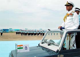 The Chief of the Naval Staff, Admiral Arun Prakash, reviews the passing-out parade of pilots at the Air Force Academy in Hyderabad