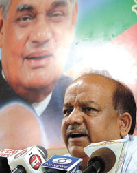 Delhi BJP president Dr Harsh Vardhan addressing a press conference at the party office in the Capital