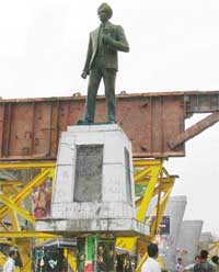 The statue of martyr Kartar Singh Sarabha, which is scheduled to be shifted to an adjoining podium near Clock Tower in Ludhiana