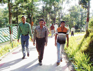 The retreat offers a number of treks