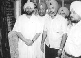 Punjab Chief Minister Capt Amarinder Singh, along with Mr Partap Singh Bajwa, PWD Minister, Punjab, Mr Deepinder Singh Dhillon, vice-chairman of the board of directors of the Punjab State Industrial Development Corporation, after inaugurating the Tehsil Complex at Dera Bassi