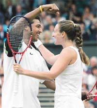 The on-court chemistry between Bhupathi and Pierce was amazing for a new pair