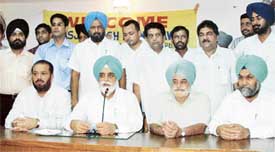 The Minister for Cooperatives and Horticulture, Mr Jasjit Singh Randhawa, addresses a press conference in Ludhiana