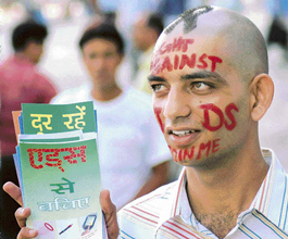 A volunteer of the Yuva Sankalp Foundation at an AIDS awareness drive in Sector-17, Chandigarh.