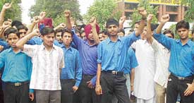 Students of Central Tool Room protest in Ludhiana on Monday