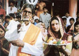 Amitabh Bachchan and Sharmila Tagore in Viruddh