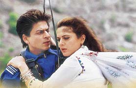 Veer-Zaara wins the Best Popular Film award