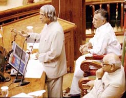 President A.P.J. Abdul Kalam addresses the Kerala Legislative Assembly in Thiruvananthapuram on Thursday.