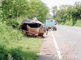 The ill-fated Canter with its body detached from the chassis after it collided with an oil tanker near Fatehabad