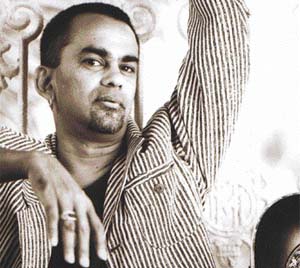 Remo Fernandes: Mobile songs