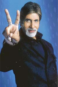 Bad Combo: Golden flicks with white beard 