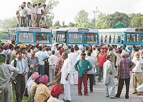 A traffic jam kept thousands on hold at the entrance of Chandigarh near Zirakpur on Friday evening.