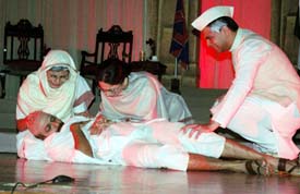 Gandhi dies, Mahatma lives on in Sammy, a Lillete Dubey play, presented in Ludhiana 