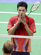 World number six Taufik Hidayat of Indonesia gestures after defeating second seed Kenneth Jonassen of Denmark in the quarterfinal of the IBF World Badminton Championships in Anaheim, California, on Friday. Hidayat won 3-15, 15-10, 15-7.