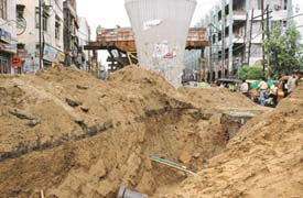 Mata Rani Chowk on Old G.T. Road has been dug up and closed to traffic, increasing the traffic problem in Ludhiana. 