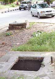 A manhole in front of the Rose Garden in Sector 16