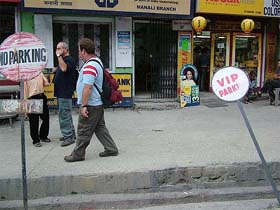 PARKING OR NO PARKING: These two traffic signboards on Mall Road in Manali cause confusion not only among the tourists but also the police staff