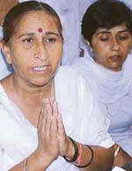 Ms Dalbir Kaur, sister of Sarabjit Singh, appeals for release of his brother at a Press Conference organised by the BJP at Chandigarh on Tuesday. 