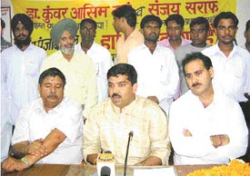 The president of the national youth wing of the Lok Janshakti Party, Dr Kanwar Asim Khan, addresses a press conference in Ludhiana on Friday