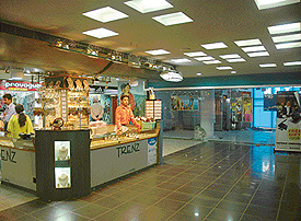 The number of shoppers is dwindling in Fun Republic, Mani Majra, and lessees are opting out. 