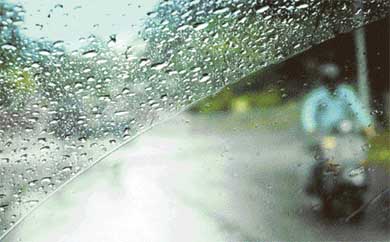 Heavy showers brought down the temperature in the city