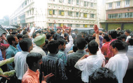 Delhi court employees demonstrating at Tis Hazari in the Capital on Friday