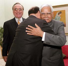 External Affairs Minister K. Natwar Singh is warmly greeted by his Bangladeshi counterpart Murshid Khan, as their Pakistani colleague Khurshid M. Kasuri looks on at a lunheon for SAARC Foreign Ministers hosted by Pakistan in New York on Monday