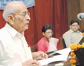 Prof Harsh Vardhan, a former Director of the CSIO, speaks on the occasion of the CSIR foundation day in Chandigarh on Monday.
