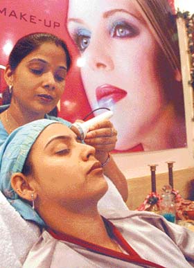 Beauty lies in the hands of the makeover artists. Innovations in cosmetic surgery promise a youthful appearance