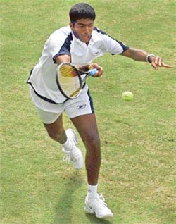 Rohan Bopanna went down fighting to Swedens Thomas Johansson in the Davis Cup tie