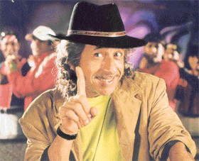The Shah is merciless when it comes to the critique of Indian films and so now he is all set to prove that mein director hota to kya hota.