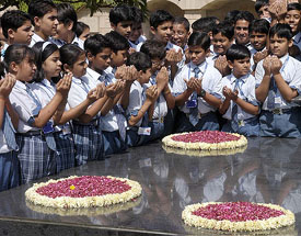 Schoolchildren on Tuesday pray for the release of the kidnapped student of Patna, Gaurav Kumar, alias Golu, at Gandhi Samadhi in Rajghat