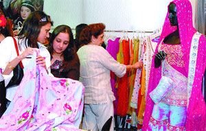 Visitors at the Bridal Asia Exhibition in the Capital on Saturday. 