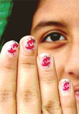 Young Maya Sen flaunting her fingers