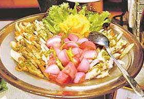 A well-garnished salad at the Taj